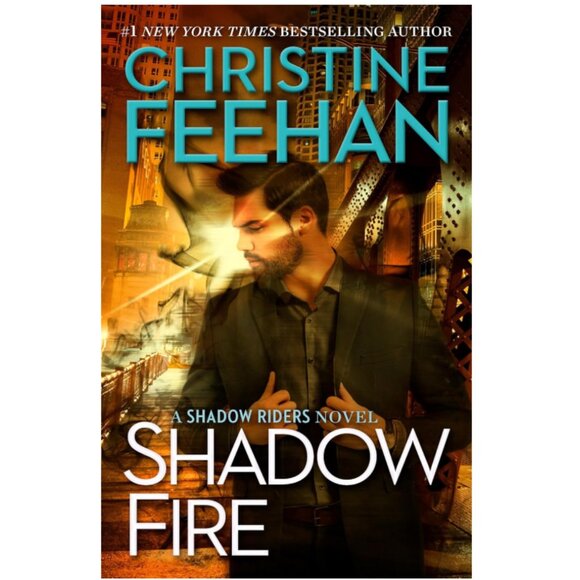 5/$12 Book Shadow Fire Christine Feehan Shadow Riders 7 MMPB Fantasy Paranormal - Picture 1 of 2
